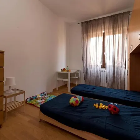 Apartmán Appartamento Centro Di Scauri A 100 M Dal Mare-Affitti Settimanali *